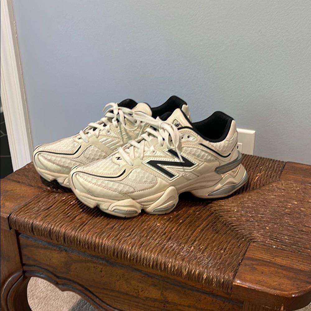 New Balance 9060 Turtledove RARE HARD TO FIND